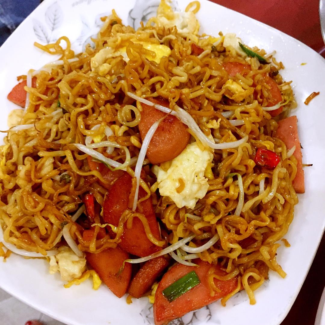 炒方便面 巨好吃哟～