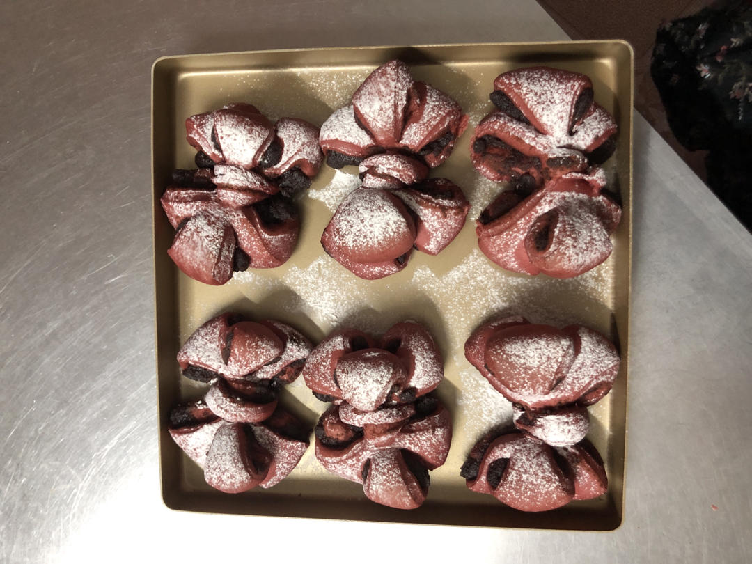 一次发酵网红粉色蝴蝶结豆沙面包（老夫的少女心啊）B74