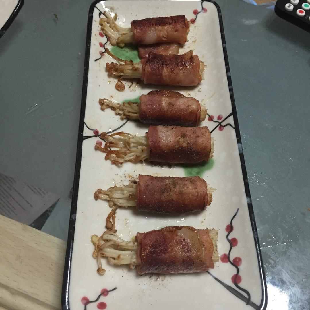 香煎培根金针菇卷