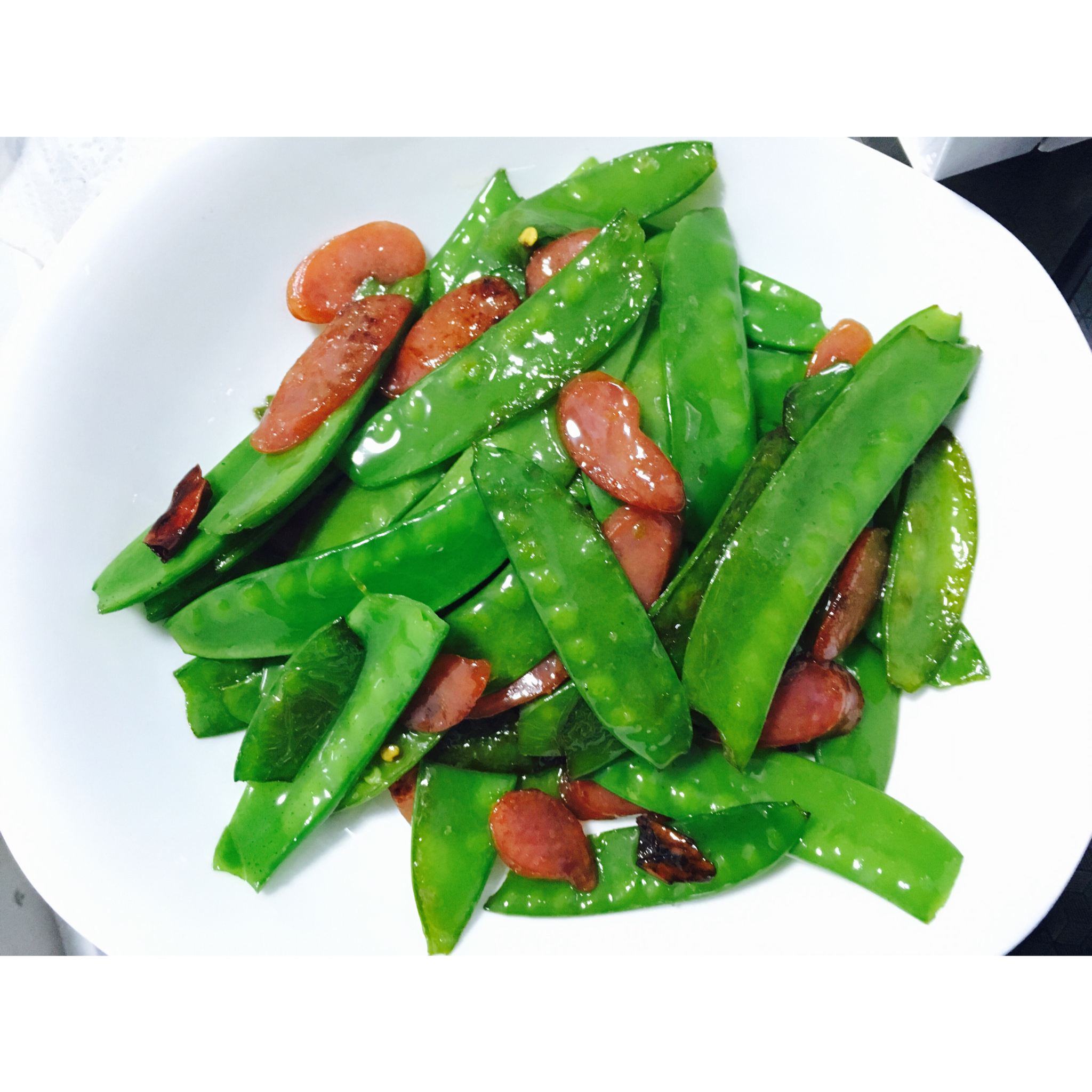 腊肠炒荷兰豆