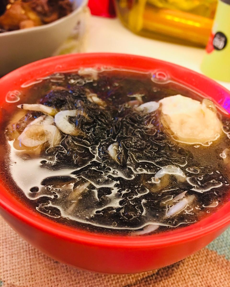 鱼丸紫菜汤
