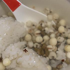 老苏州记忆中的那碗苏式绿豆汤--糯米、冬瓜糖、红绿丝