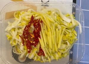 超级简单的酸辣白菜的做法 步骤6