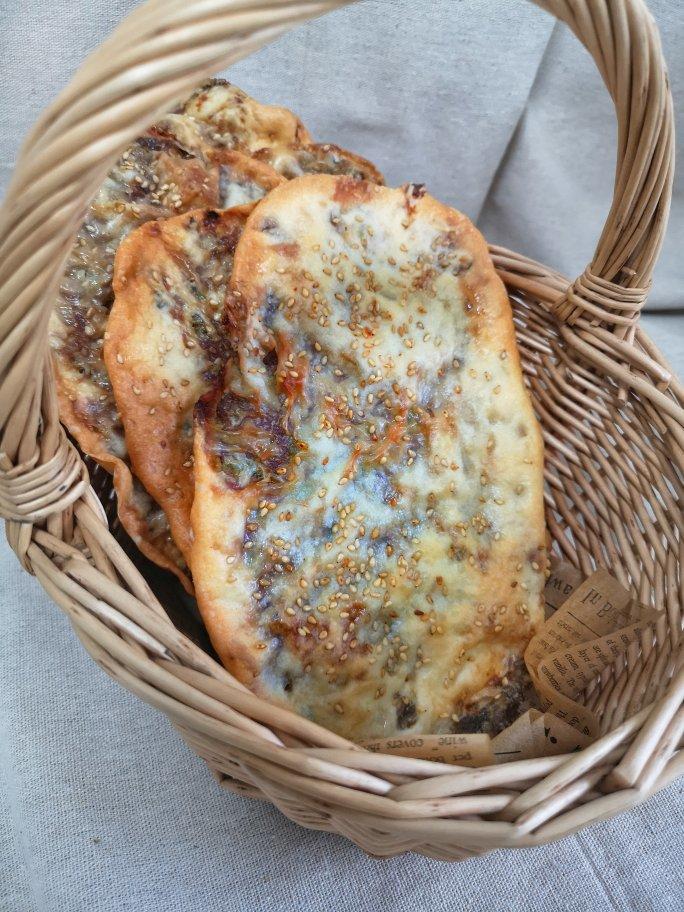 问问麻麻做的牛肉锅盔烤箱版