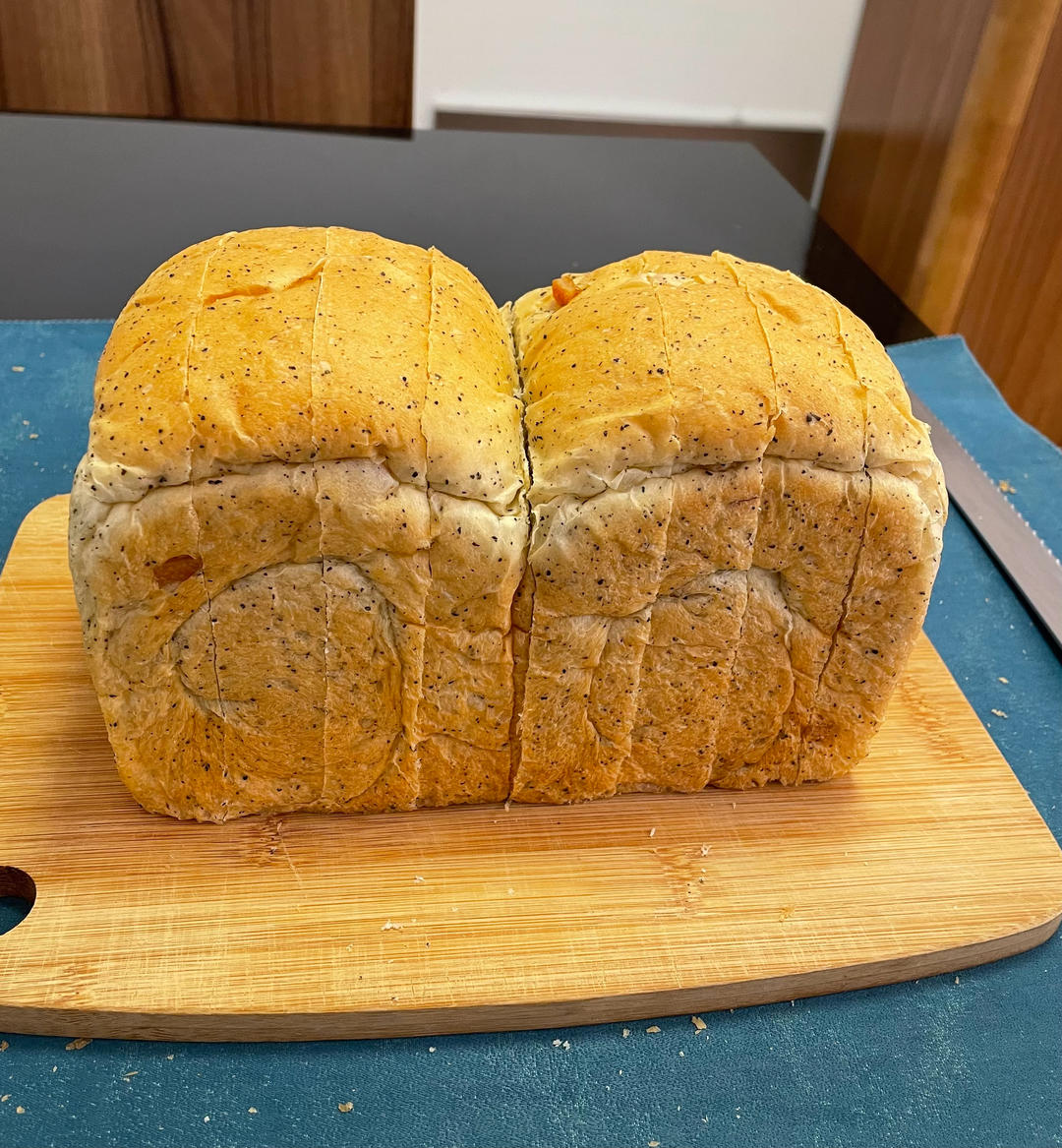 伯爵红茶白桃吐司