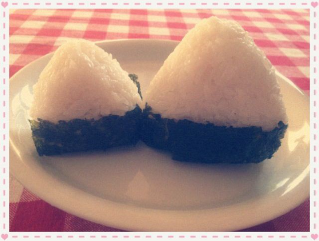鲑鱼饭团