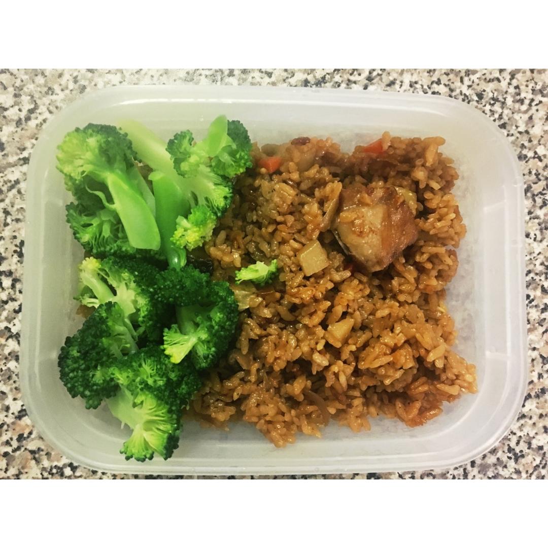 喷香排骨焖饭（爆好吃）