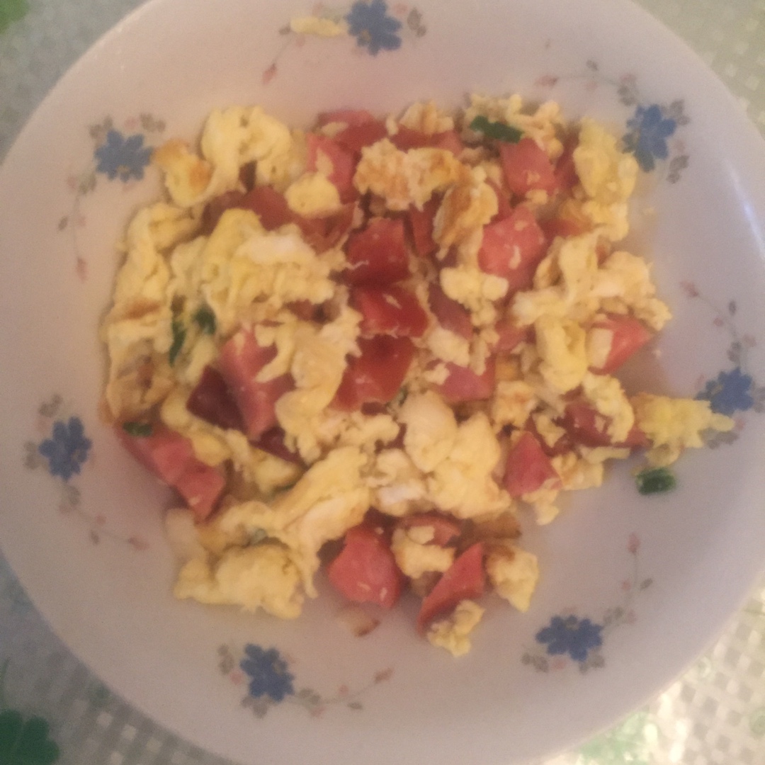 香肠炒鸡蛋