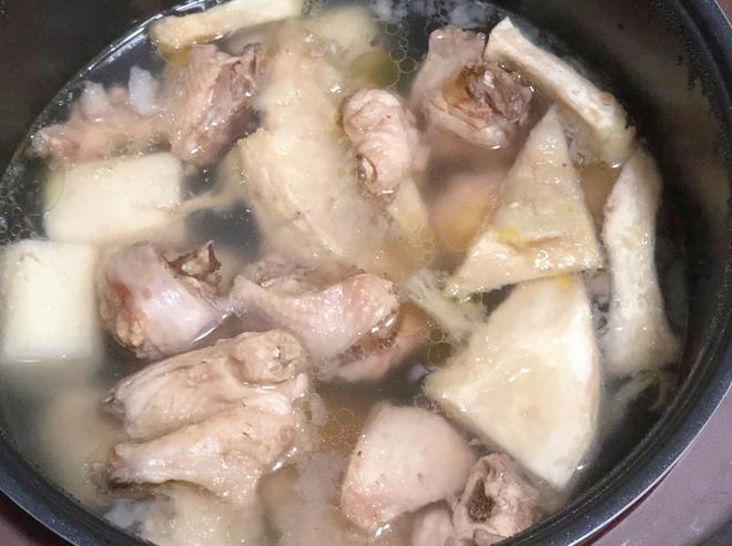 榴莲炖鸡汤|清香不腻的做法