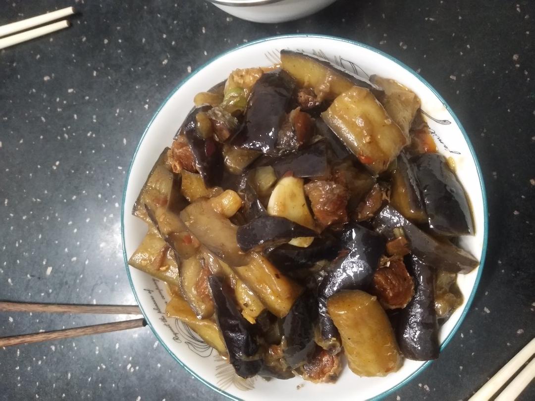 咸鱼茄子煲