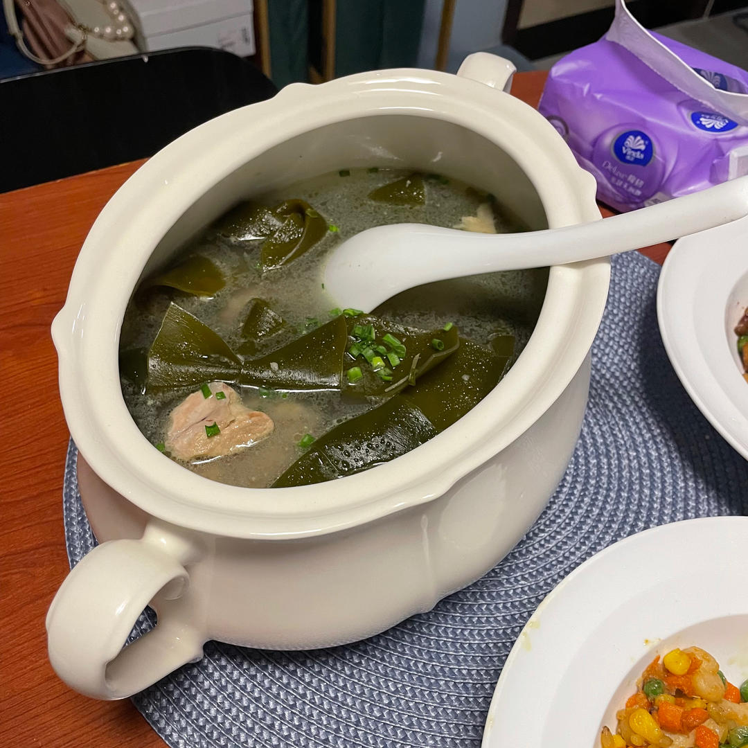 海带排骨汤