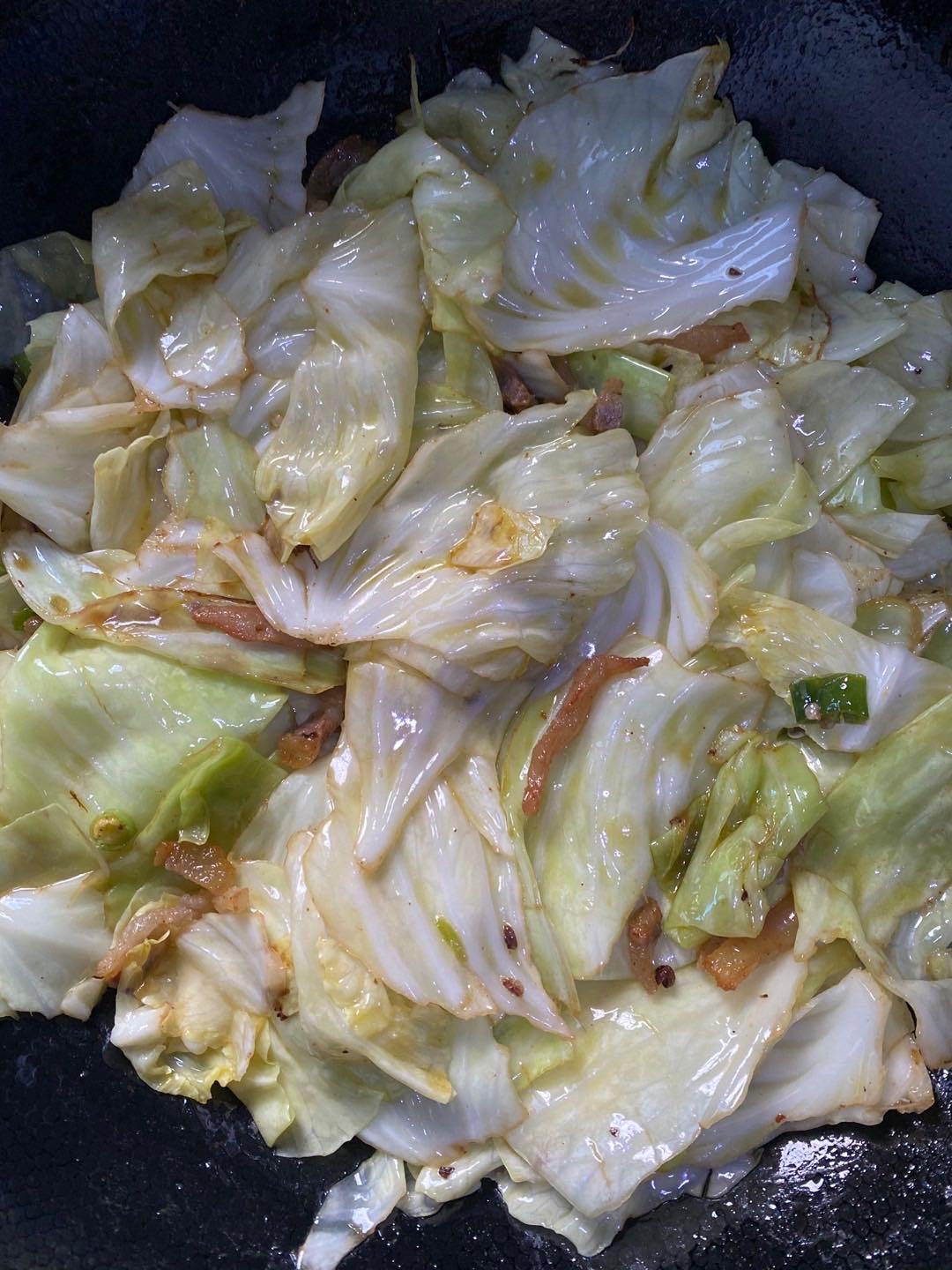 阿婆手撕包菜