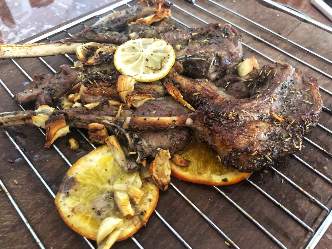烤羊排