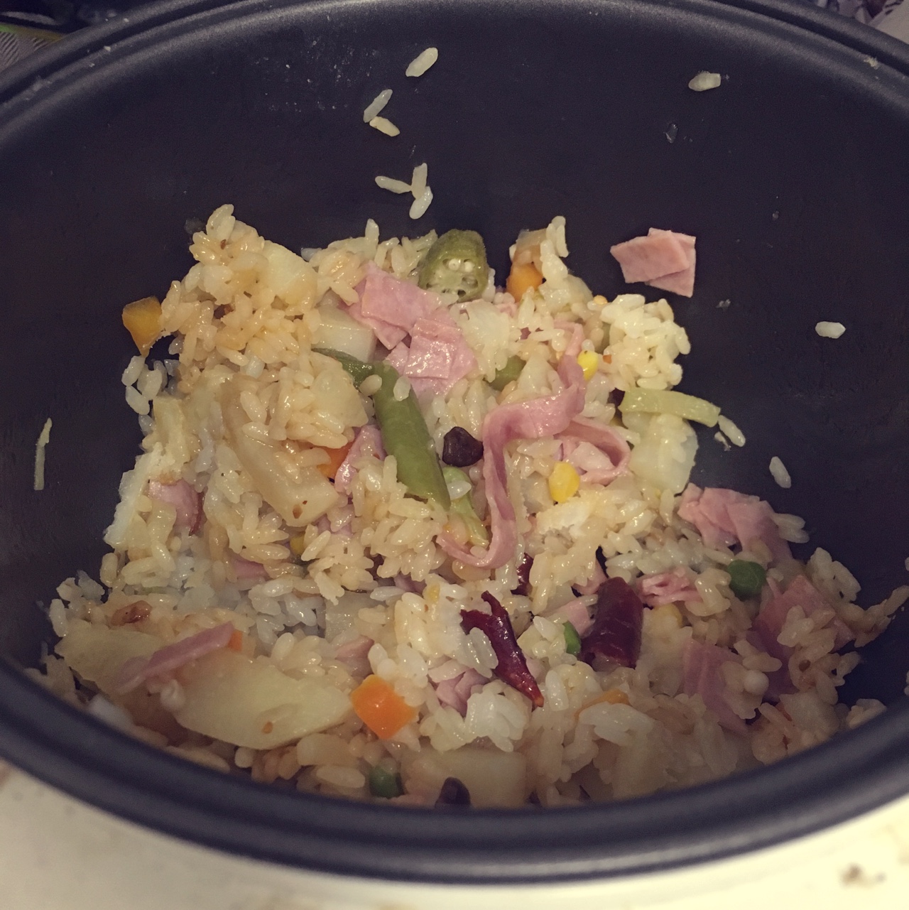 电饭煲焖饭
