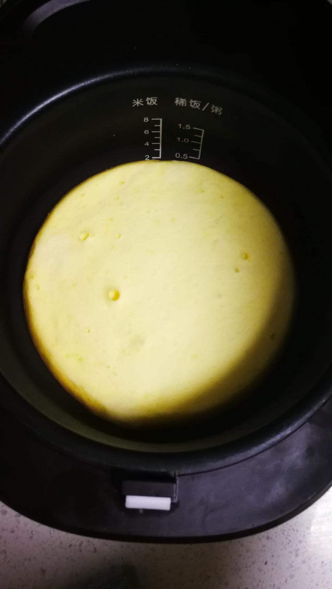不用电子称只需要普通电饭锅做的电饭锅蛋糕