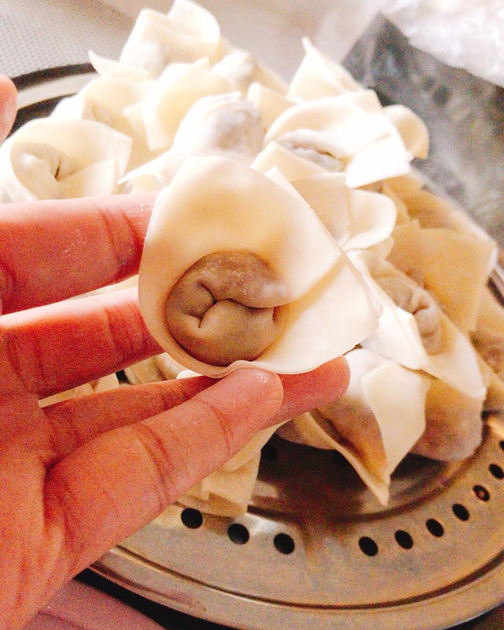 元宝馄饨的包法