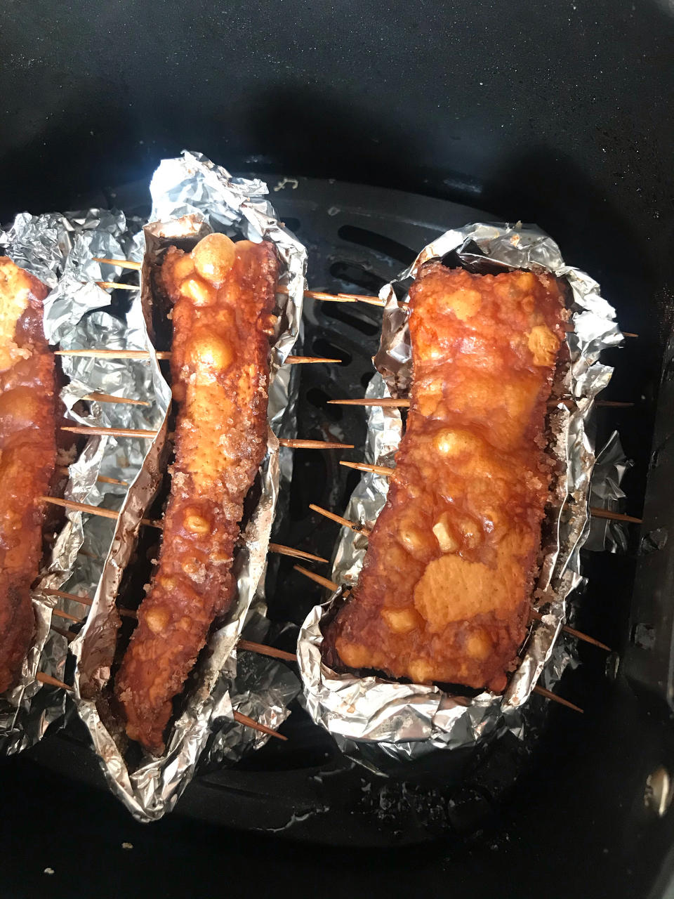 脆皮烧肉，皮酥脆、肉甘香，生烧做法