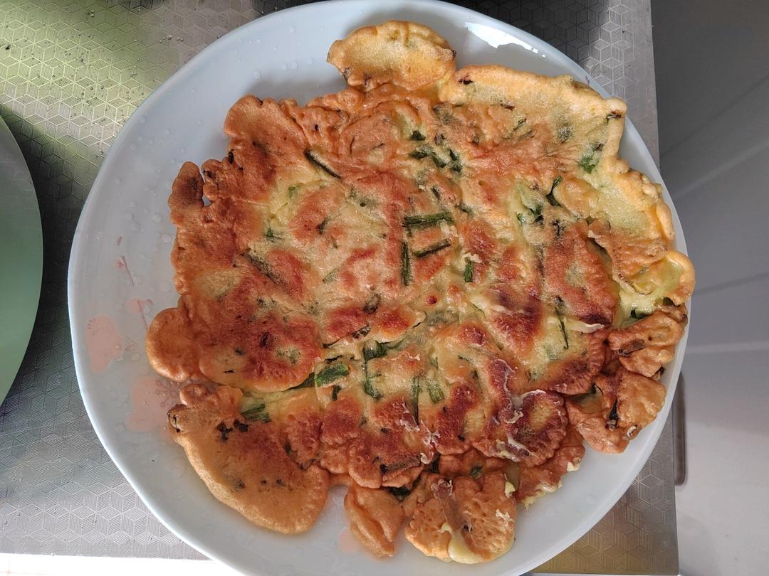 鸡蛋韭菜饼