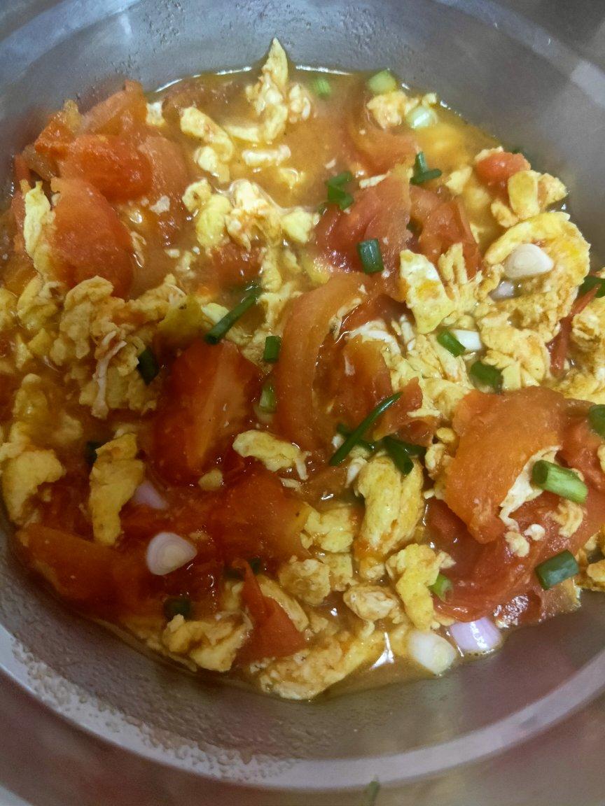 西红柿炒鸡蛋时，多加这一步，鸡蛋香嫩又入味