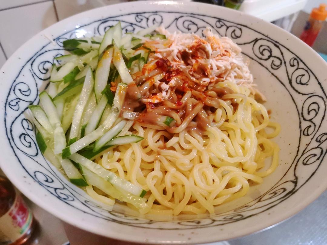 🥒鸡丝凉面