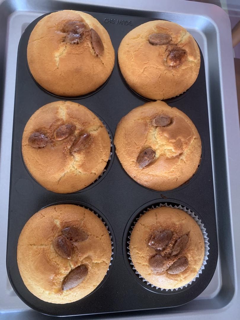 星巴克热销的爆头玛芬蛋糕