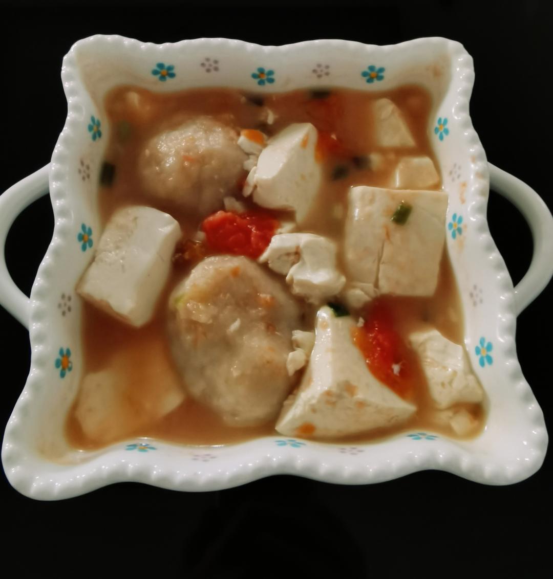 番茄鱼丸豆腐汤