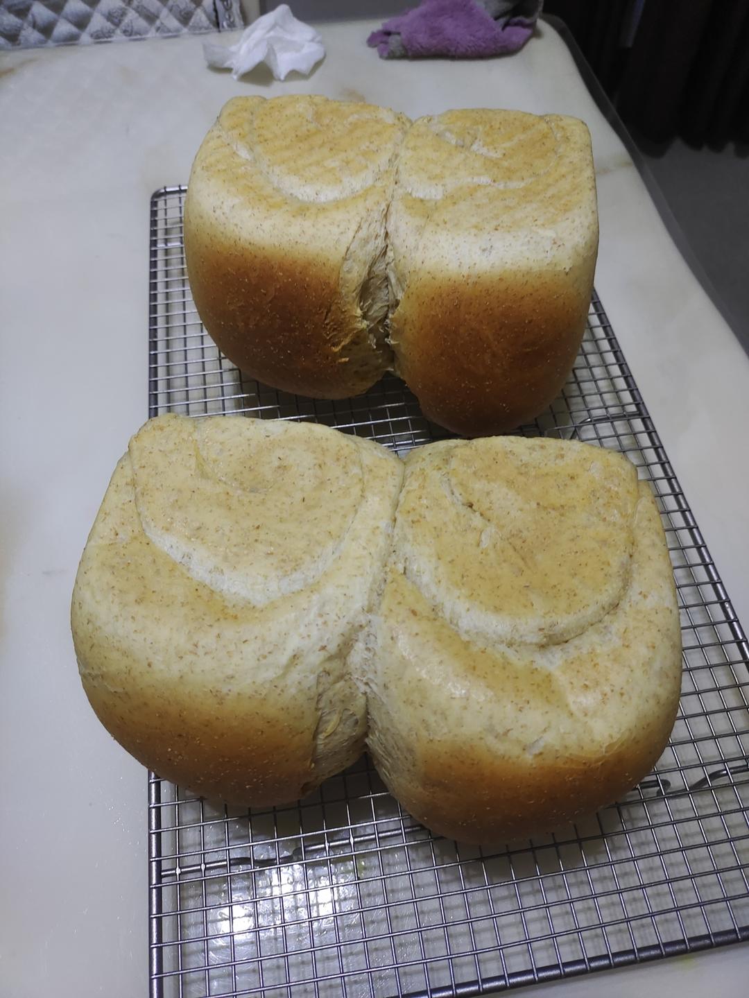 50%全麦吐司｜低糖低脂，吃起来不像是吃全麦的全麦吐司！