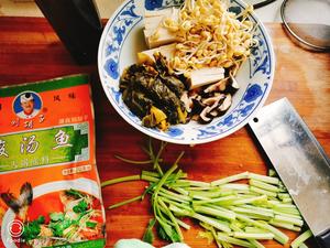 酸菜鱼•硬菜家里做的做法 步骤6