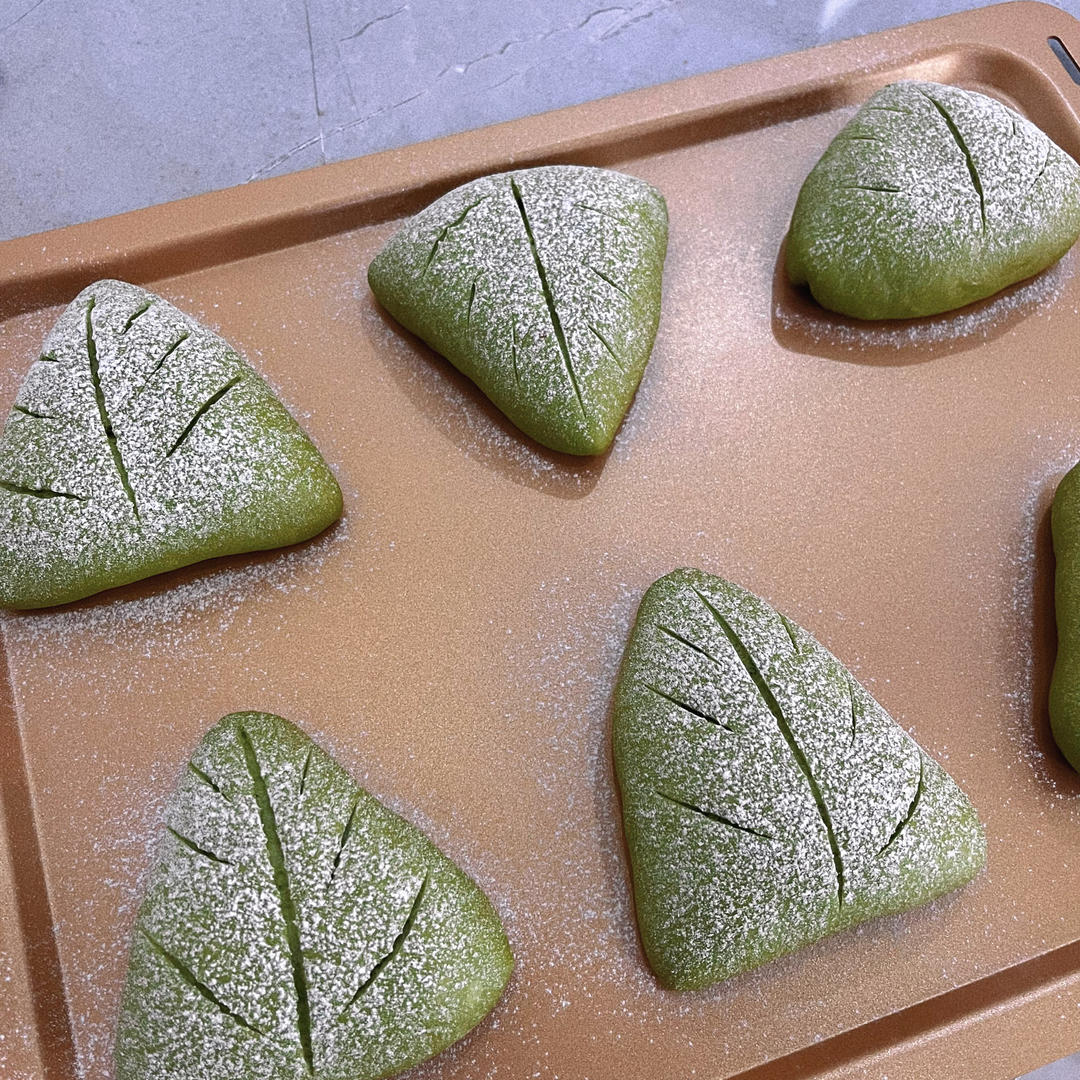 抹茶红豆麻薯欧包