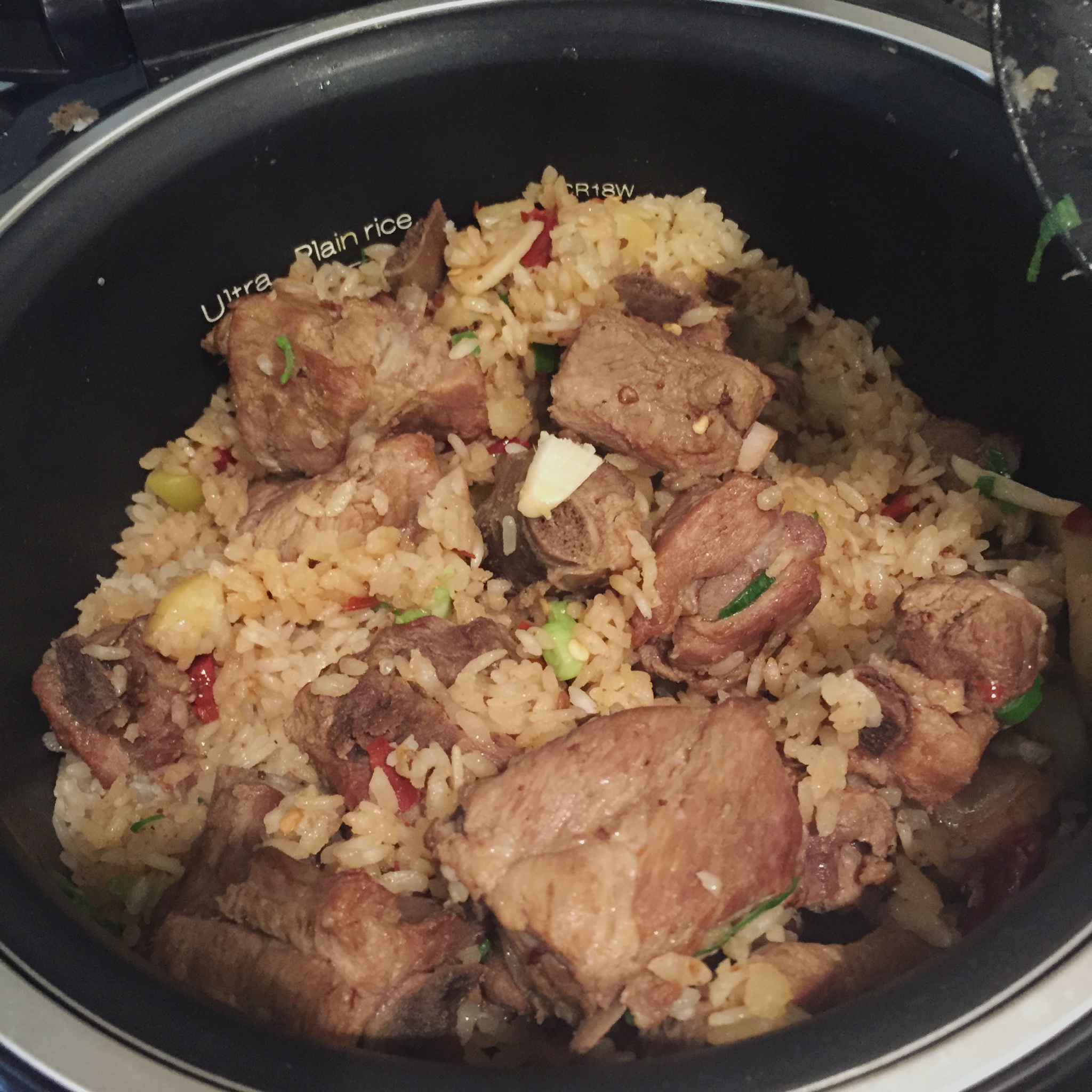 排骨焖饭
