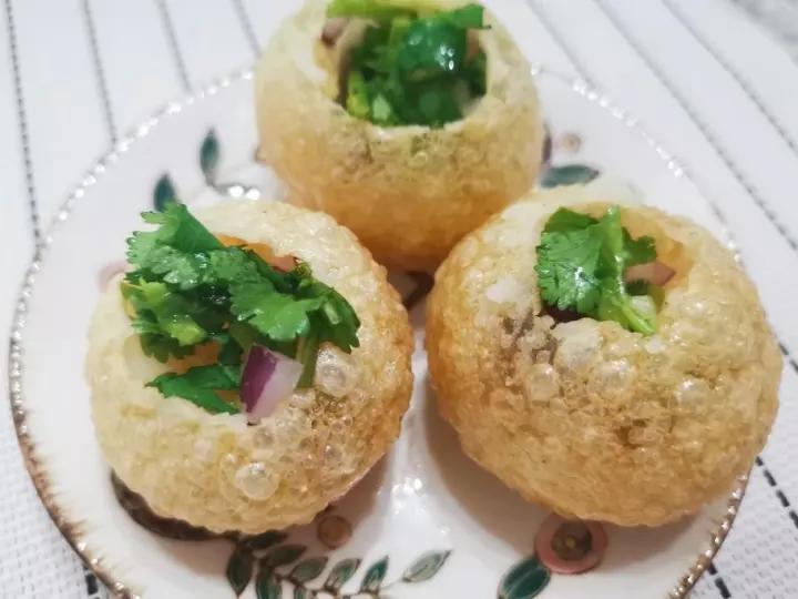 炸印度空心球，街头小吃网红零食，非常美味，重要的是可以随心搭配