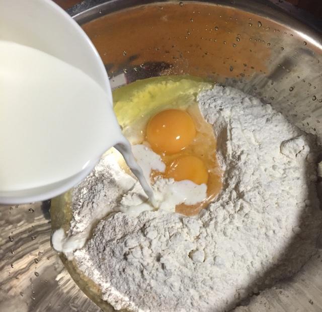 纯奶手撕吐司的做法 步骤1