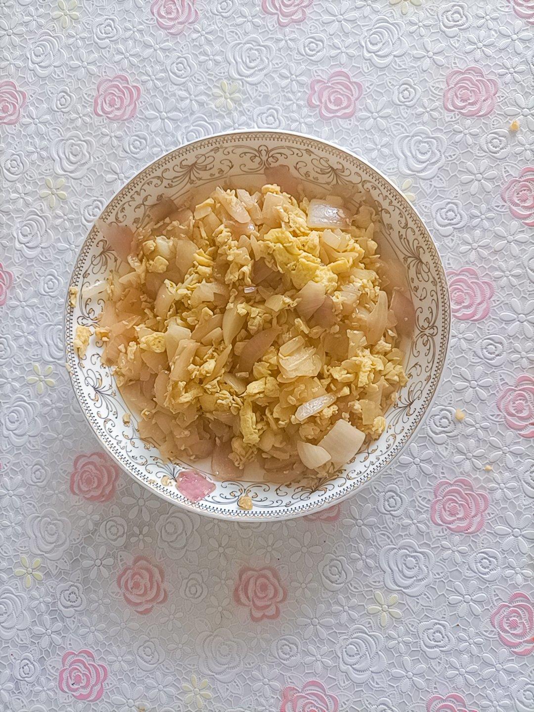 洋葱炒鸡蛋