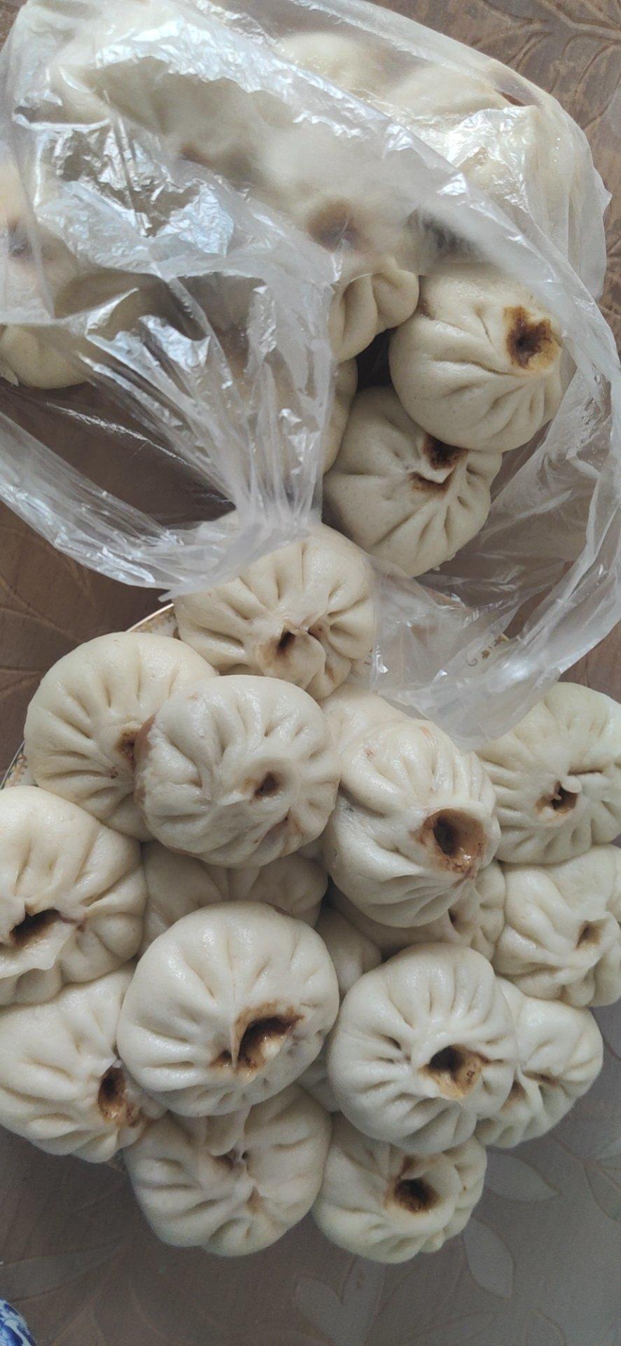 鲜美多汁的洋葱牛肉包子