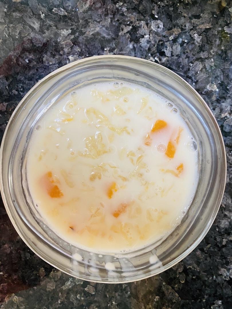 减脂美容餐【木瓜银耳炖牛奶】#不结块，不加糖，电饭煲制作#