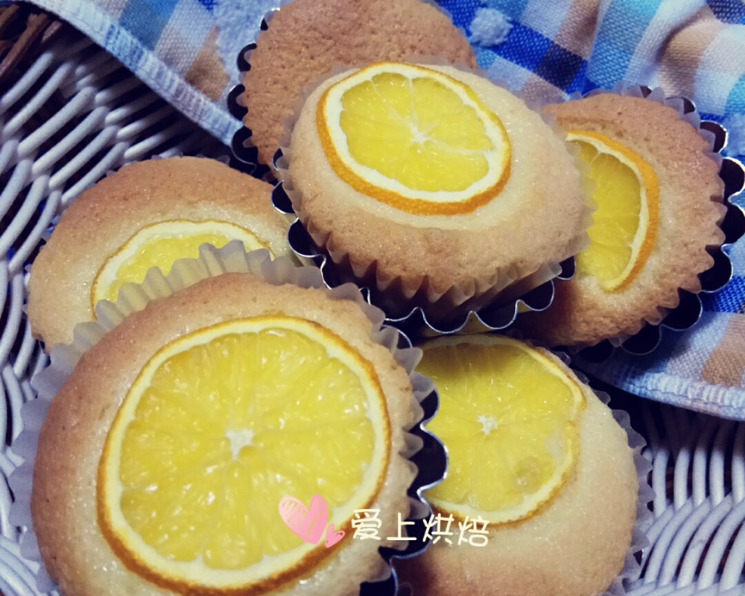甜蜜蜜的香橙海绵蛋糕的做法