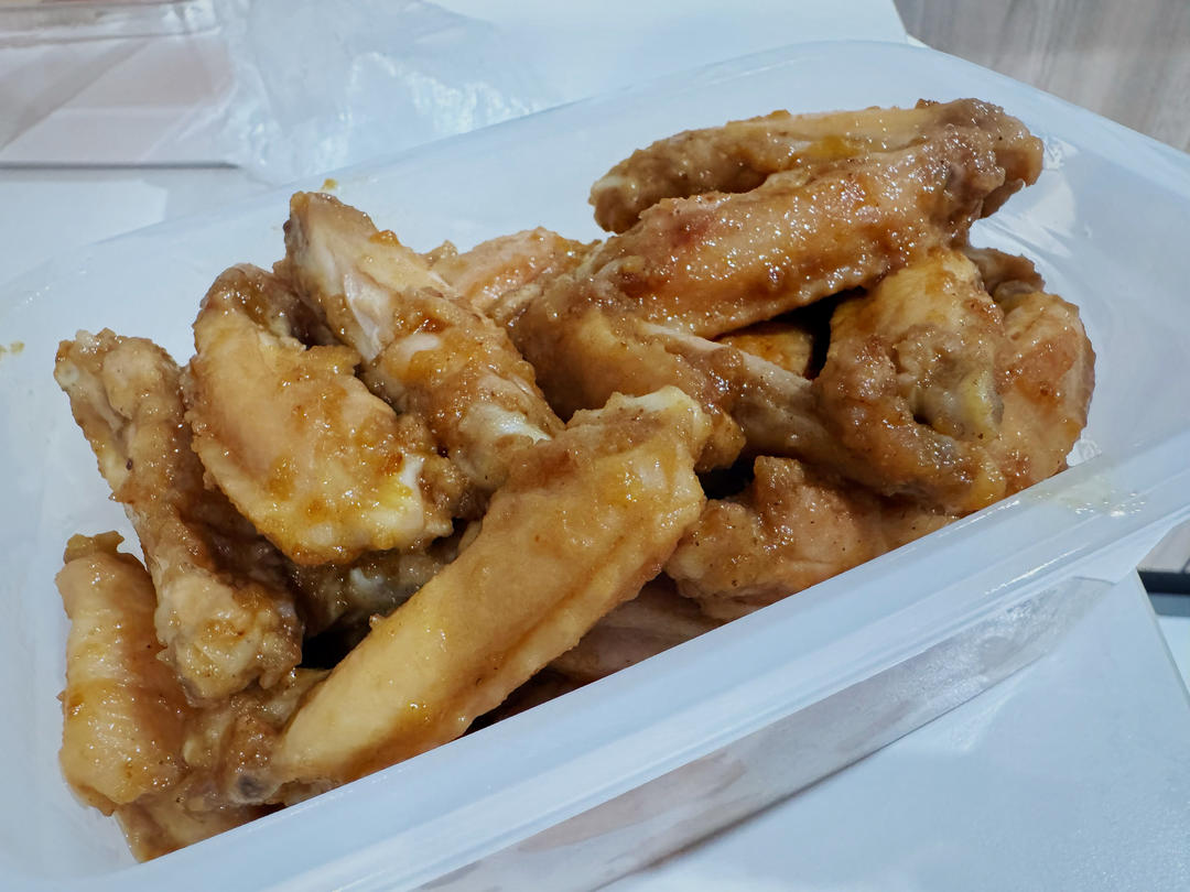 大人小孩都爱的咸蛋黄焗鸡翅