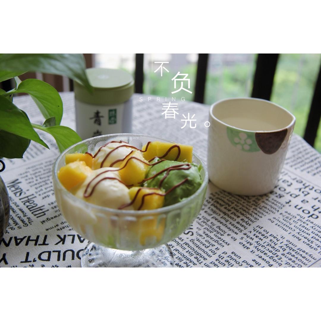 适合小朋友的冰淇淋（介意生鸡蛋的进）消耗淡奶油的好办法