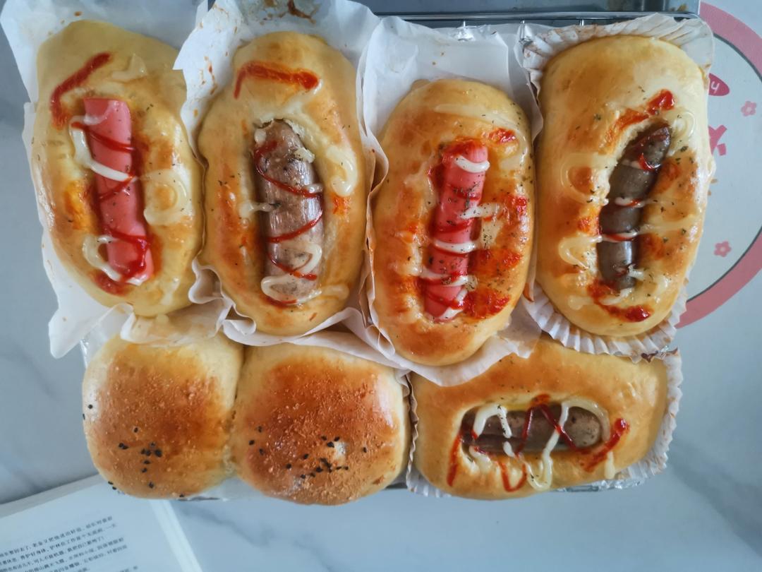 热狗香肠面包