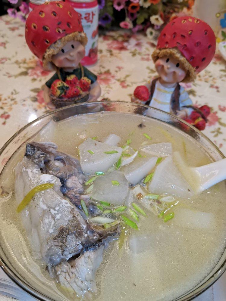 奶白鱼头汤（鲜）