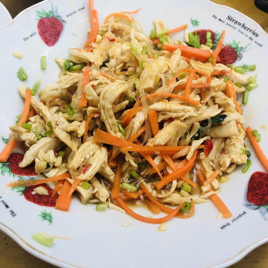 减脂餐：手撕鸡胸肉（无油无糖极简版）