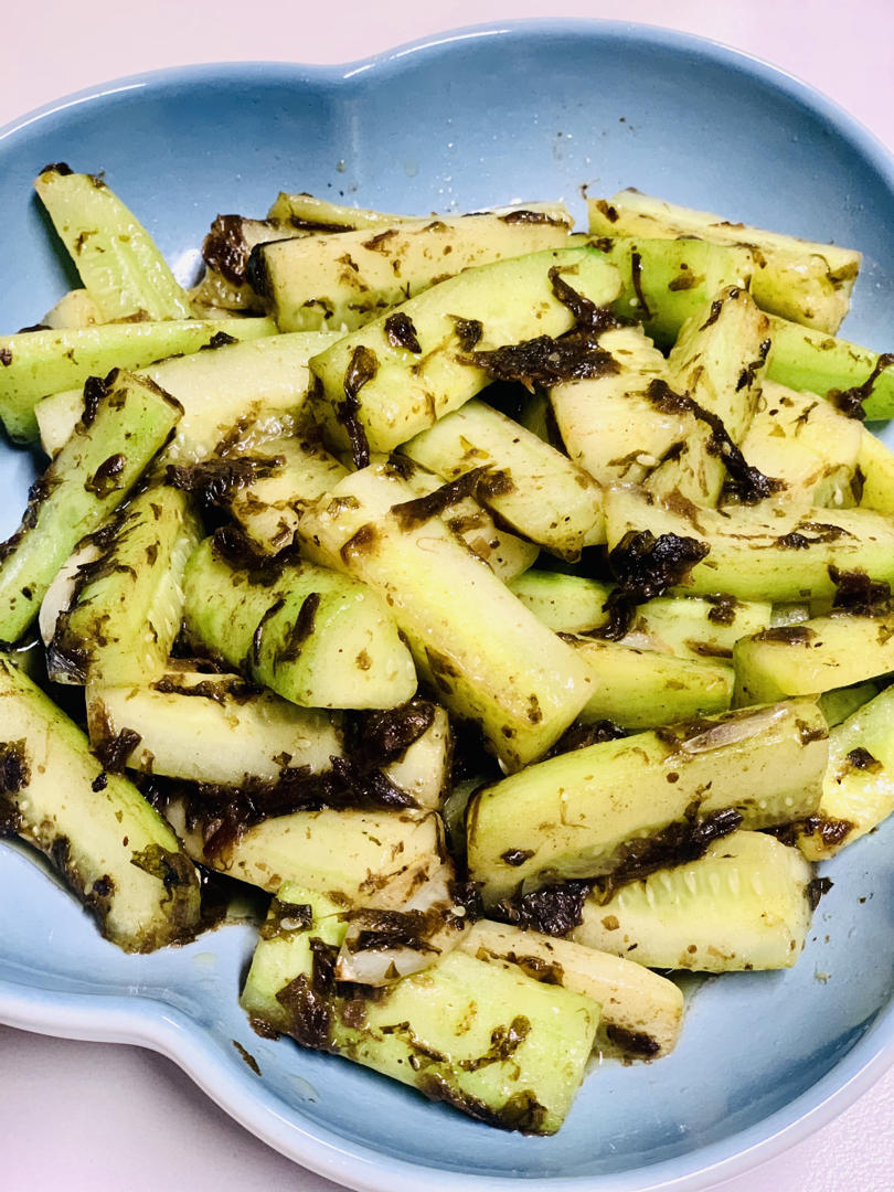 橄榄菜炒云南小瓜