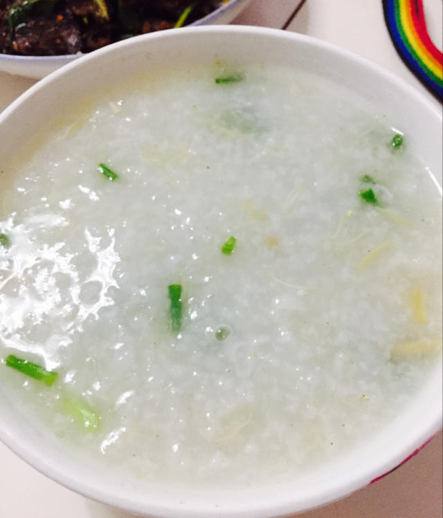 干贝蛤蜊海鲜粥