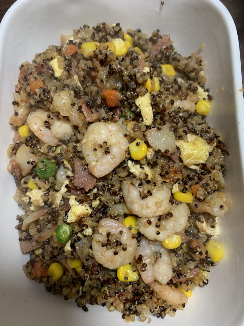 减脂期可以吃的杂蔬藜麦饭