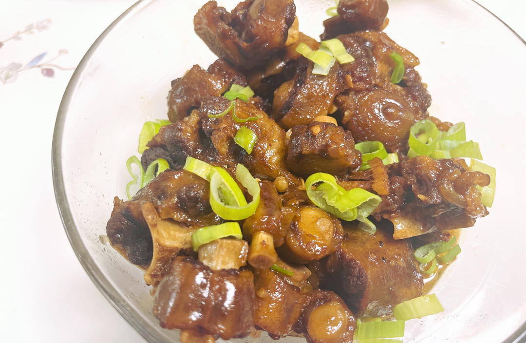 红烧牛尾