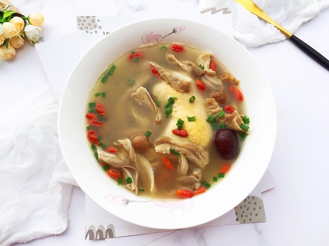【家常中式】胡椒猪肚鸡汤