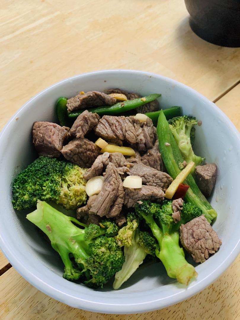 牛肉炒西兰花🥦