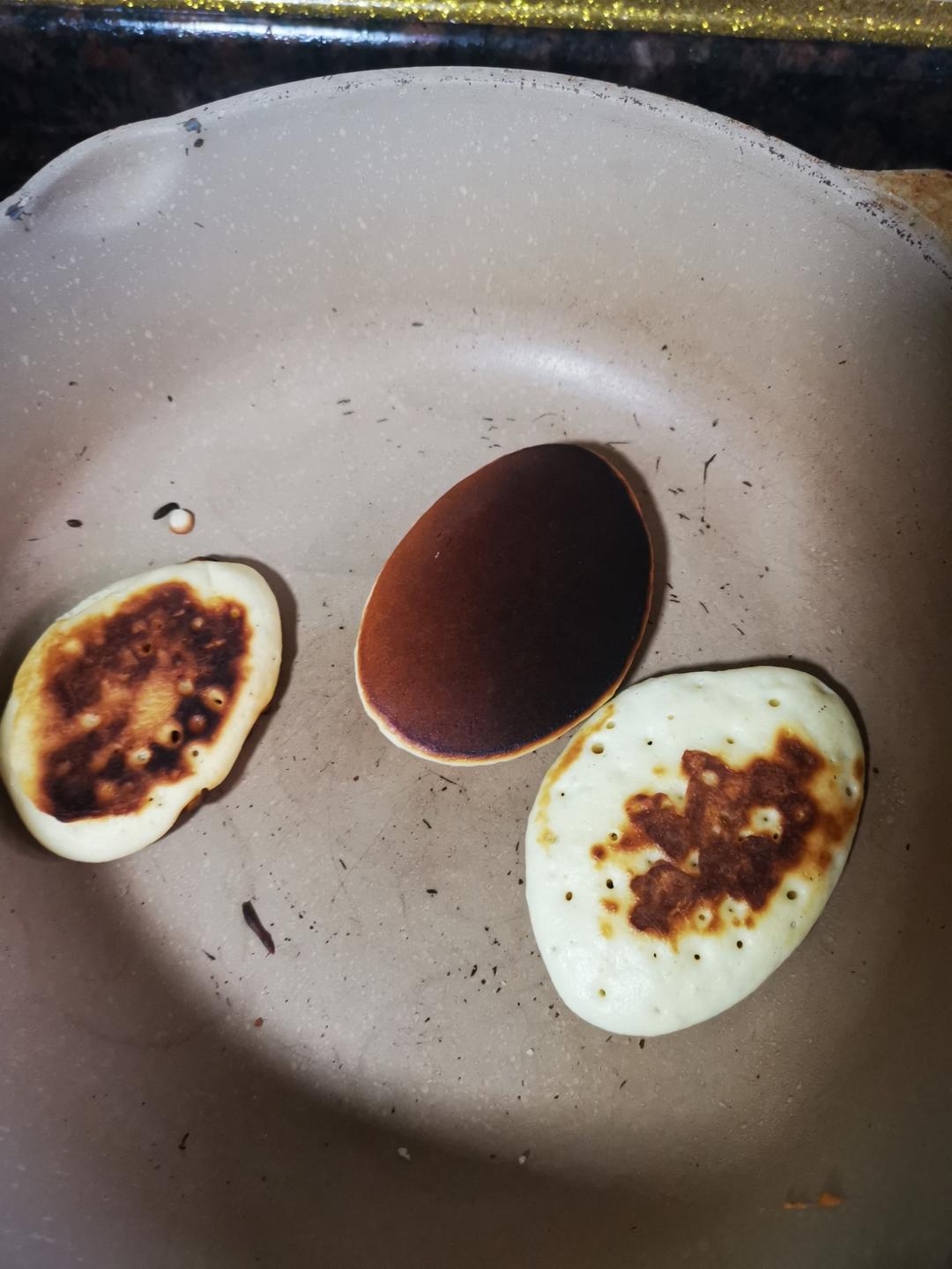 香蕉松饼（无油无糖快手早餐）