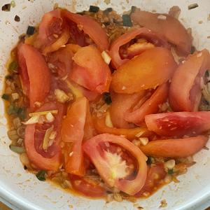 减脂低卡食谱 ｜ 番茄鸡胸滑肉疙瘩汤的做法 步骤6