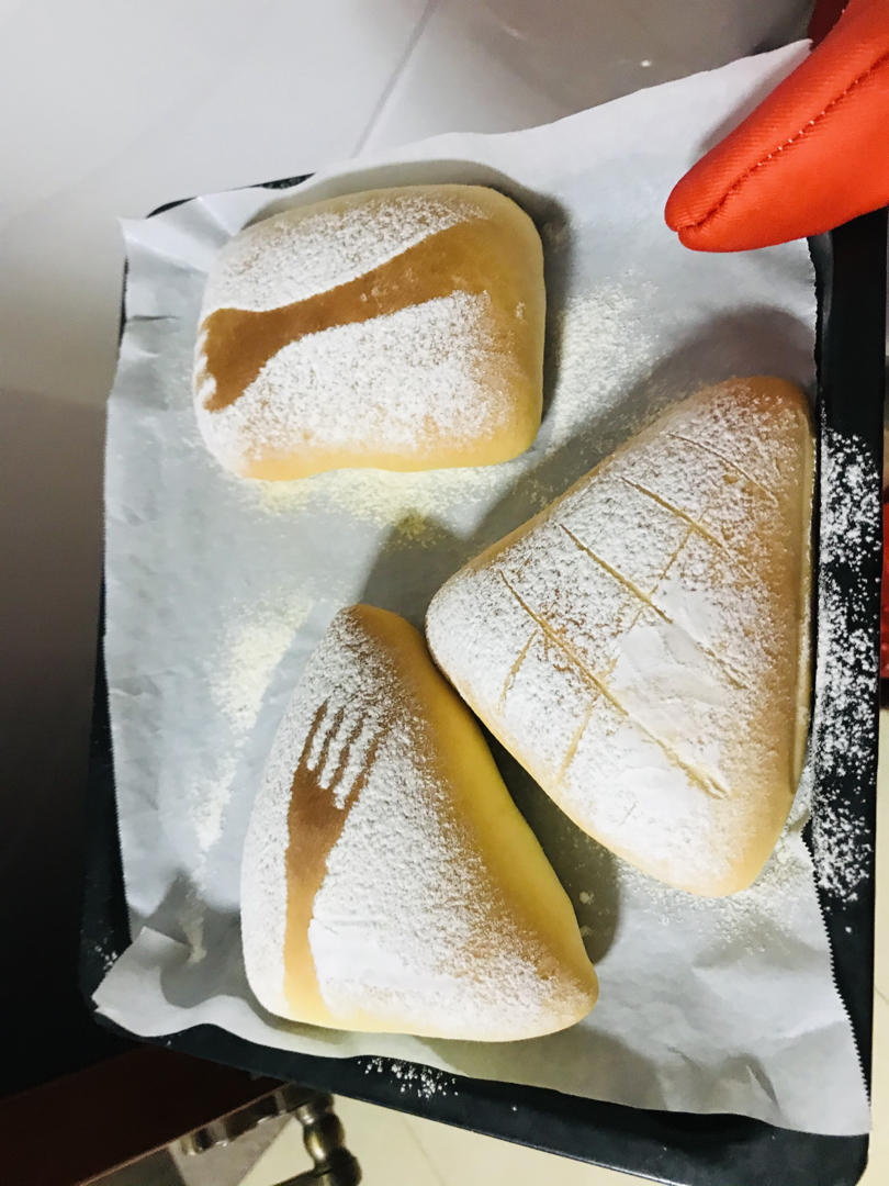 五星推荐蔓越莓乳酪软欧包